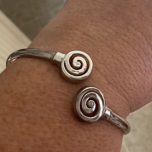 NWOT Sterling SILVER 925 GREEK DESIGN BRACELET​ - Picture 2 of 10